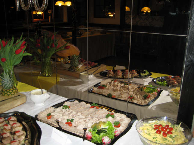 Restaurant, Restaurants, Duderstadt, Schnitzel, Steaks, Butterfly, Steakhaus, Schnitzelhaus,Gastst�tte, Gastst�tten, Kegelbahn, Kegelbahnen, Biergarten