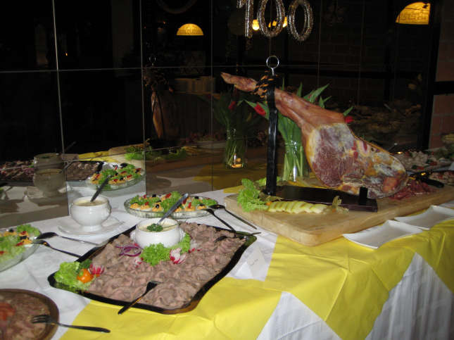 Restaurant, Restaurants, Duderstadt, Schnitzel, Steaks, Butterfly, Steakhaus, Schnitzelhaus,Gastst�tte, Gastst�tten, Kegelbahn, Kegelbahnen, Biergarten